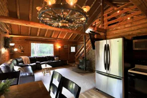 Shaky Jack's Cabin - Image 5