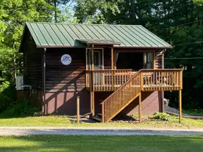 Cozy Country Cabin - Image 5