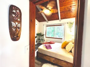 The Orchid Ohana - Private Tropical Guesthouse - Image 3