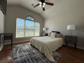 City Serenity | EZ Access to I35 - Image 3
