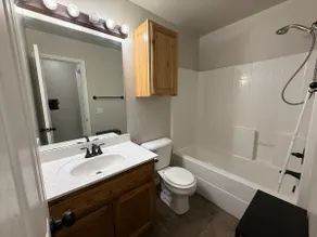 City Serenity | EZ Access to I35 - Image 4
