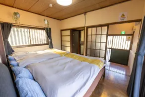 The entire building can accommodate up to 10 guests. 700 meters from Narita Station. Excellent access to Narita Airport and Narita-san! - Image 5