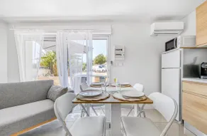 N•2 Estate between castles and beaches - Image 4
