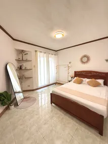 1BR Condo near Tourist Spots - Image 2