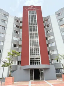 1BR Condo near Tourist Spots - Image 3