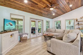Crystal River Spring Retreat•Near Manatees+Springs - Image 3