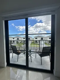 Spacious Family Home Near the Florida Keys - Image 4