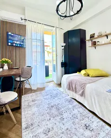 Studio in the center balcony/AC - Image 2