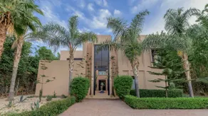 OASIS VILLA | Prime Location | Full Staff | Cinema - Image 5