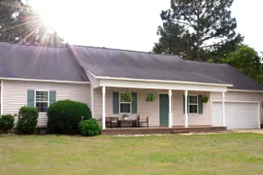Easy I-95 Stop• Pet-Friendly• Sleeps 8• COZY PINES - Image 3