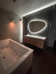 Pure relaxation in style & Whirlpool - Image 2