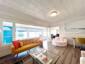 Beach Cottage - Image 4