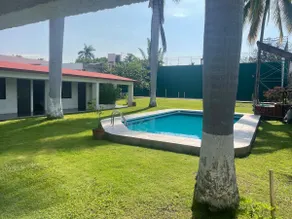 Seyle: Enjoy a large garden, pool and fronton. - Image 2