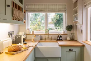 The Railway Cottage - Image 3
