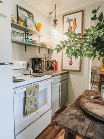 Quirky little carriage house - Image 2