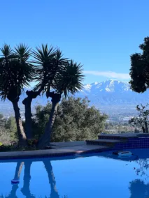 City view· Private Pool + Heated Jacuzzi - Image 2