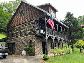 Timberlake Lodge - Image 5