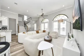 Korah Exquisite luxury Home In The Galleria Area. - Image 2