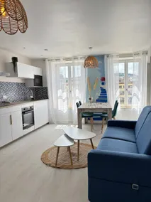 Santorini Epinal Getaway (Air Conditioned) - Image 5