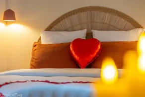 The Cadurcian ”Love Room” Jacuzzi & Secret Room - Image 2