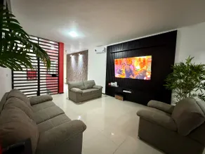 El Jicaro Lagoon (Heated/Comfortable) in downtown - Image 2