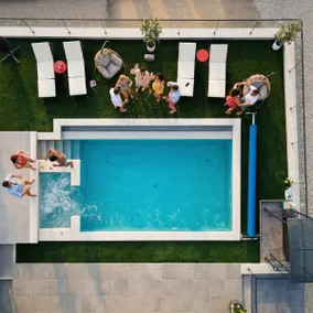 Entire Vacation Home - Heated Pool,Jacuzzi & Sauna - Image 4
