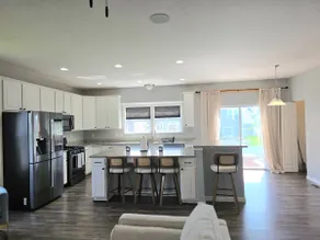Your Home Away from Home - Image 4