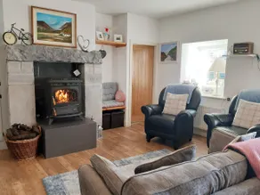 Charming Irish Country Cottage - Image 3