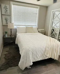 COZY-2BD HOUSE 2 Min 2 Kern hospital Private Entry - Image 4
