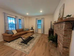Mule Town Home - Image 4