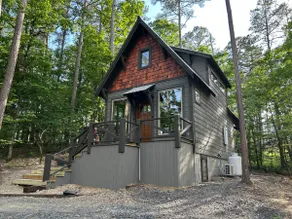 Cabernet Cottage Cabin 20 min Hochatown & Casino - Image 3