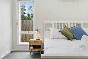 The Reach - Coastal Retreat - EV Power Sleeps 10 - Image 2