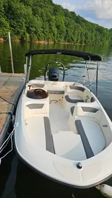 Lake house with boat & jetski option. - Image 2