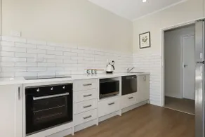 Ross Cottage - Image 4