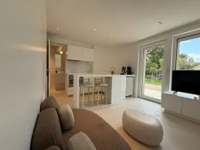 Studio - Luxury Guest House St Germain en Laye - Image 4