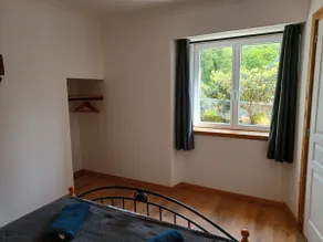 Comfortable garden apartment - Image 2