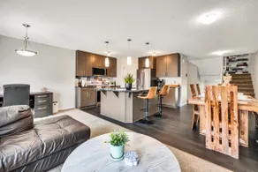 3BR w/ 2 King Beds & AC | Near YEG & South Common - Image 3