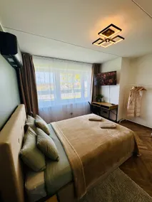 Cozy Studio 21 - Image 2