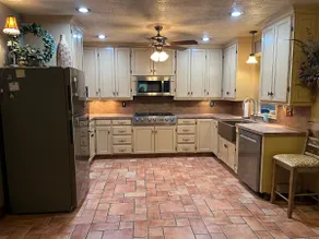 Homestead Hideaway - Image 3