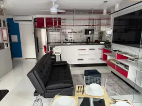 Sunny Patriani Arte Design Apartment - Image 4