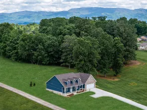 New Home in Tusculum - ALL King Beds! - Image 3