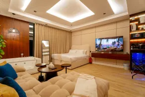 Studio with Jacuzzi 220 - Image 2