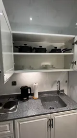 Luxury apartment | Smart entry and prime location - Image 3