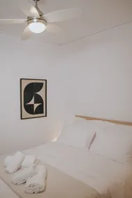 The Boho Blue ground floor apartment, courtyard with a view! - Image 2