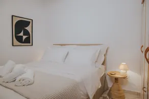 The Boho Blue ground floor apartment, courtyard with a view! - Image 4