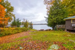 Lakeside RetreatCottage Beach Boat Launch Dock - Image 4