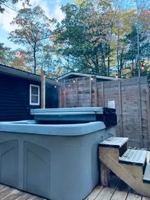 Pet Friendly cottage in Greenbush- Hot Tub - Image 2