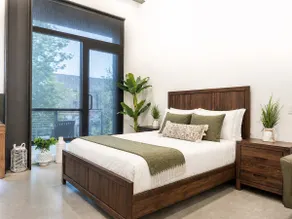 Dog Friendly DTSA Loft 5 Miles to Disney w/ Gym - Image 3