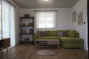Olive Tree Beach House - Image 4