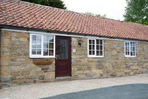 3-Cottage Group Retreat in the Moors - Image 2